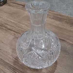 Vintage crystal wine/water decanter with no brand 3" opening 8" tall